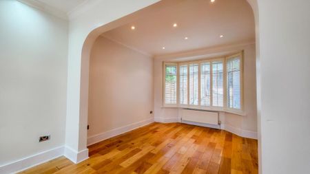 3 bedroom terraced house to rent - Photo 3