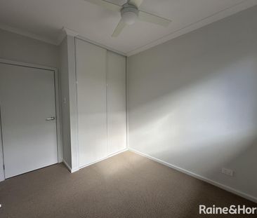 Cosy 3-Bedroom Home for Rent in Hillcrest! - Photo 1
