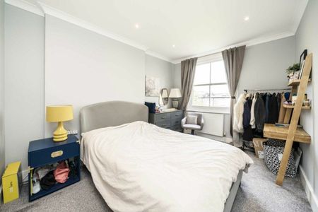 Nevern Square, Earls Court, SW5 - Photo 3