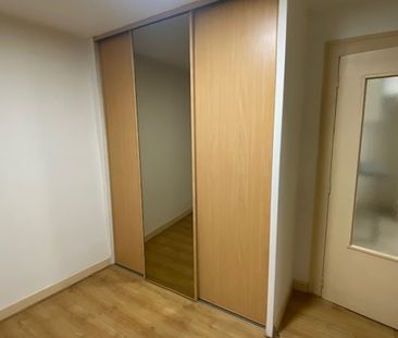 Location Appartement 2 pièces 40m² - Photo 3