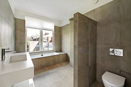 Te huur: Huis Gerrit van der Veenstraat 90 in Amsterdam - Foto 2