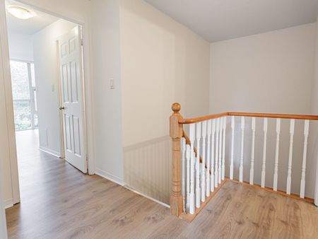 For Lease - 233 Beecroft Road Unit# 101, Toronto, Ontario - Photo 2