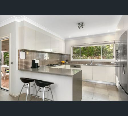 2 EDGEWOOD PLACE, Belrose, NSW 2085 - Photo 3
