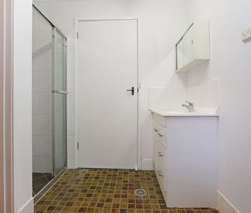 Fresh, Low-Maintenance Living in Prime North Albury Location - Photo 6