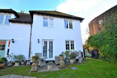 London Road, Pulborough, West Sussex, RH20 - Photo 5