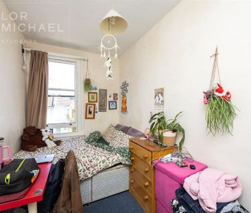 4 bedroom terraced house to rent - Photo 2