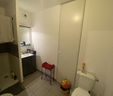 Location Appartement 2 pièces 38m² - Photo 3