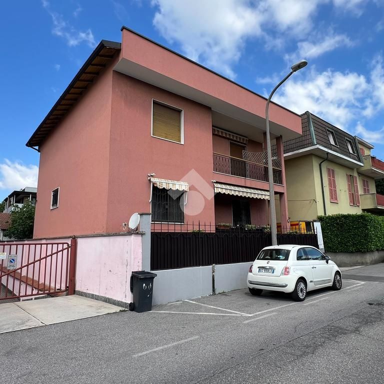 Trilocale in affitto - Photo 2