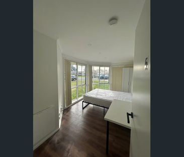 9 Elbe Close, Werribee, Vic 3030 - Photo 5