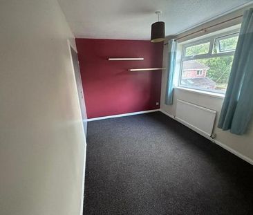 3 bedroom detached house to rent - Photo 4