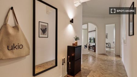2 room luxury Flat for rent in Barcelona, Catalonia - Photo 2