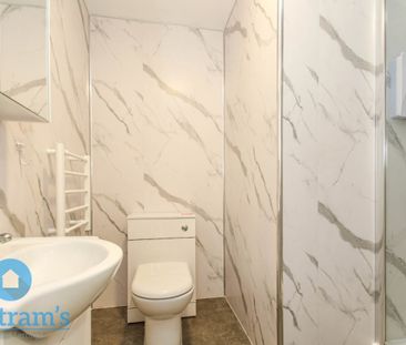 5 bed Apartment for Rent - Photo 5