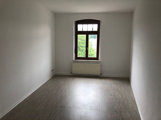 Schnell sein lohnt sich - 2-Raum-Wohnung mit EBK - Photo 1