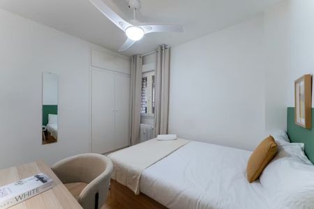 Paseo de la Reina Cristina, Madrid, Community of Madrid 28014 - Foto 5