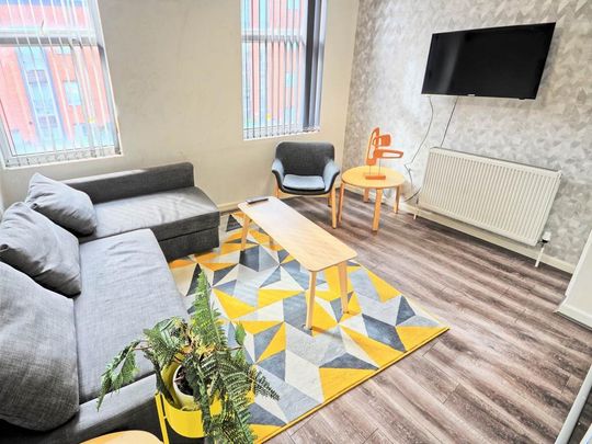 4 bedroom house share to rent - Photo 1