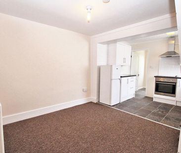 2 bedroom semi-detached house to rent - Photo 1