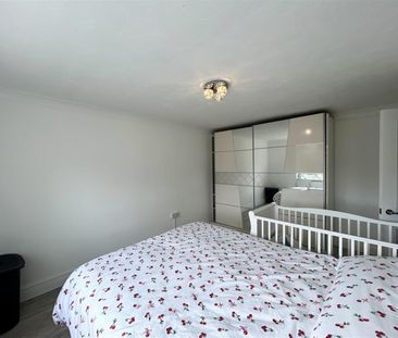 2 Bedroom Maisonette To Let - Photo 3