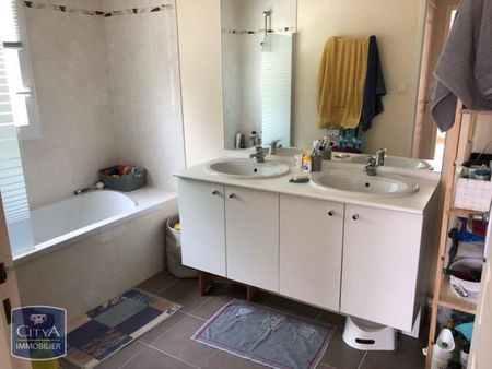 Location Appartement 3 pièces 60m² ANGERS 49000 - Photo 3