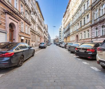 Ciekawe dwupokojowe mieszkanie w loftowym stylu, w centrum miasta - Photo 5