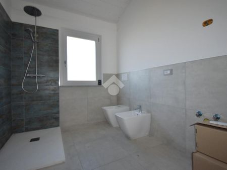 Porzione di bifamiliare in affitto - Photo 5