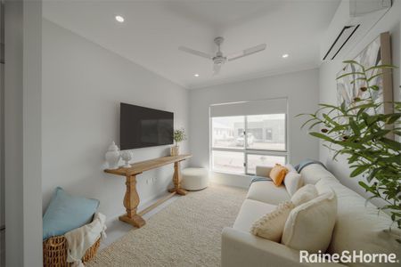 Relaxed Living in a Spacious Family Home - Photo 4