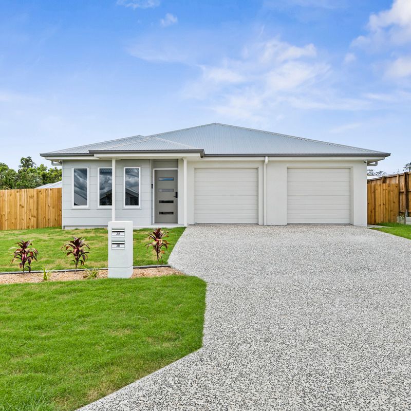 Beautiful Near-New Home for Rent: Modern Living Awaits! - Photo 1