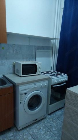 Aparatorii patriei etaj 1 turnu magurele - Photo 4