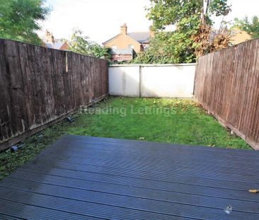 4 bedroom terraced house to rent - Photo 6