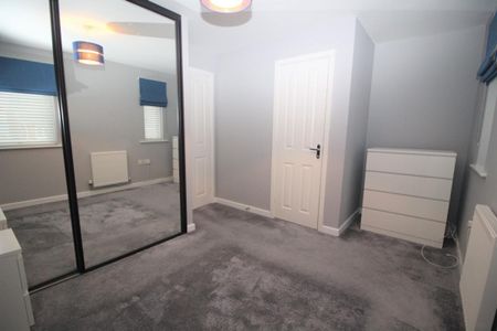 White Swan Close, Killingworth, Newcastle Upon Tyne - Photo 4