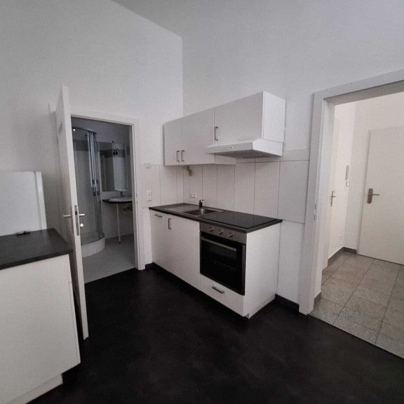 360 TOUR / Geräumige und modern ausgestattete 2-Zimmer-Erdgeschoss-Altbauwohnung in sehr guter Lage des 5. Bezirks - Photo 1