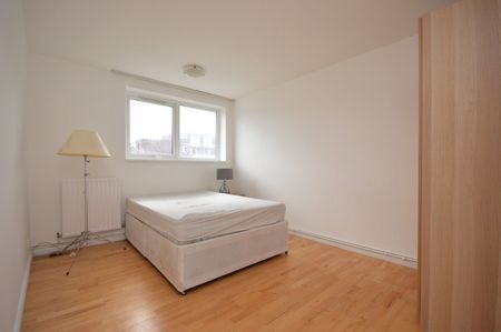 Edmond Court, New Cross, SE14 - Photo 5