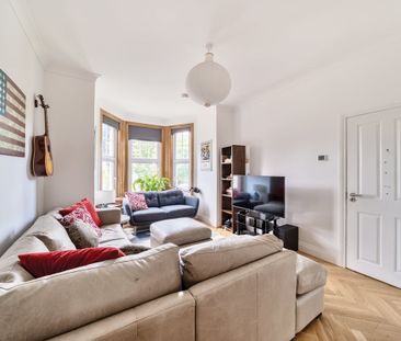 3 bedroom semi-detached house to rent - Photo 3
