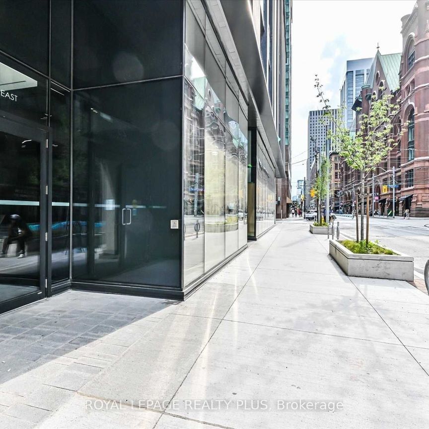 For Lease - 25 Richmond Street Unit# 2416, Toronto, Ontario - Photo 1
