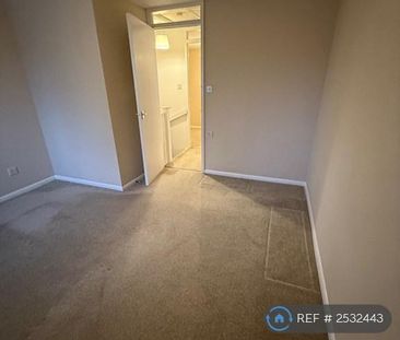 2 bedroom end of terrace house to rent - Photo 5