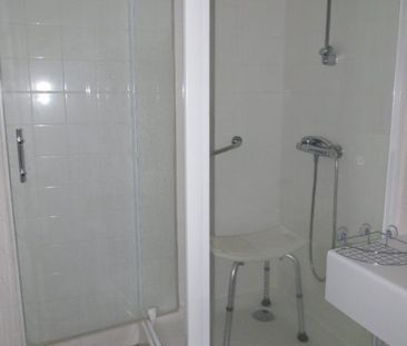 Location Appartement 1 pièce 29m² CHAMALIERES 63400 - Photo 4