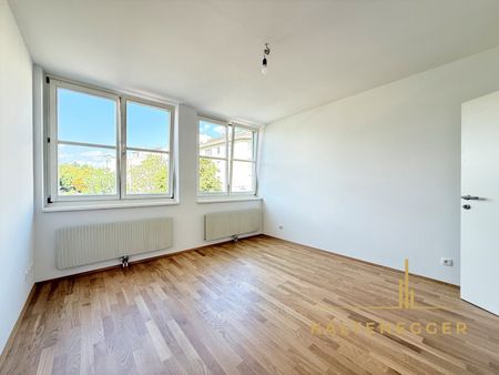 Helle 4-Zimmer-Wohnung ++ ca. 95 m² ++ modern saniert ++ 2. Stock - Photo 5
