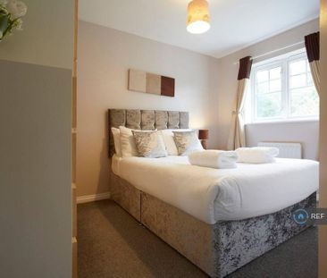 3 bedroom semi-detached house to rent - Photo 5