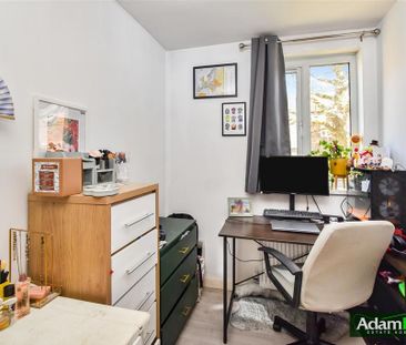 3 bedroom apartment to rent - Photo 3