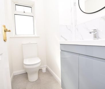 3 bedroom Bungalow To Let - Photo 6