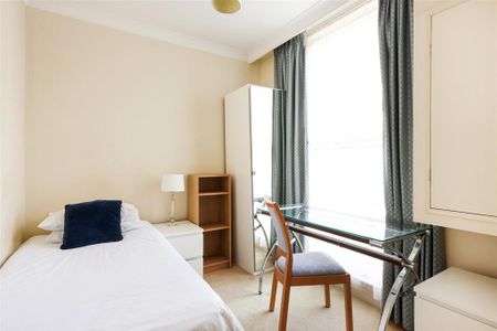 3 bedroom flat to rent - Photo 2