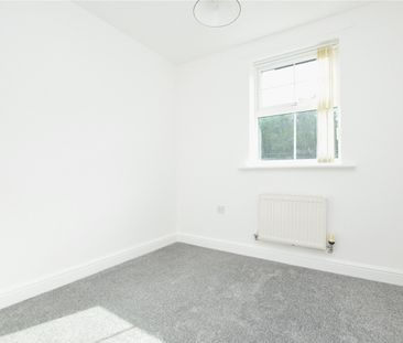 42, Meadow Side Road, East Ardsley, Wakefield, West Yorkshire, WF3 2LZ - Photo 4