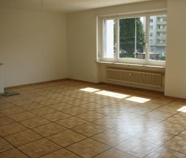 Am neu gestalteten Karl Barth-Platz - Photo 1