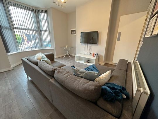 5 bedroom house to rent - Photo 1