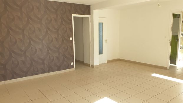 Location Maison 4 pièces 93m² - Photo 1