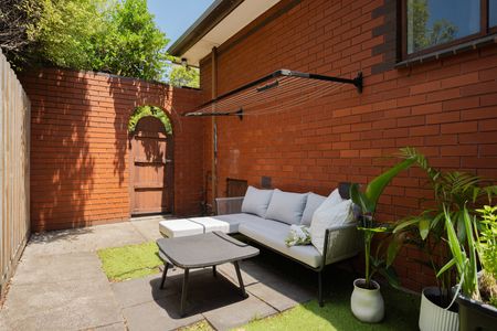 1/58 May Street, Preston VIC 3072 - Photo 2