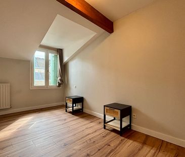 Location Appartement 2 pièces 43m² - Photo 2
