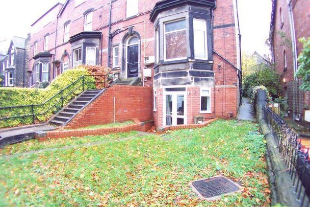 3 bedroom flat to rent - Photo 1