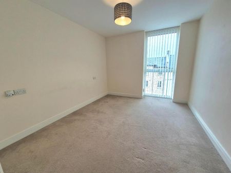 3 bedroom penthouse to rent - Photo 3