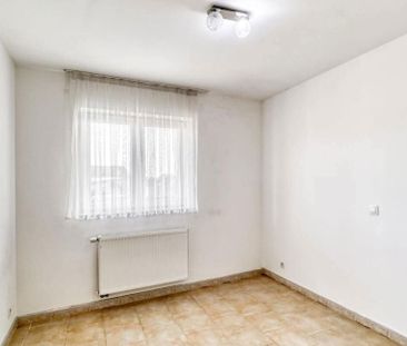 Appartement te huur in Monceau-sur-Sambre voor € 675 met 2 slaapkamers - Foto 3