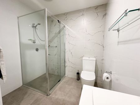 LIVE THE LIFESTYLE - Photo 3